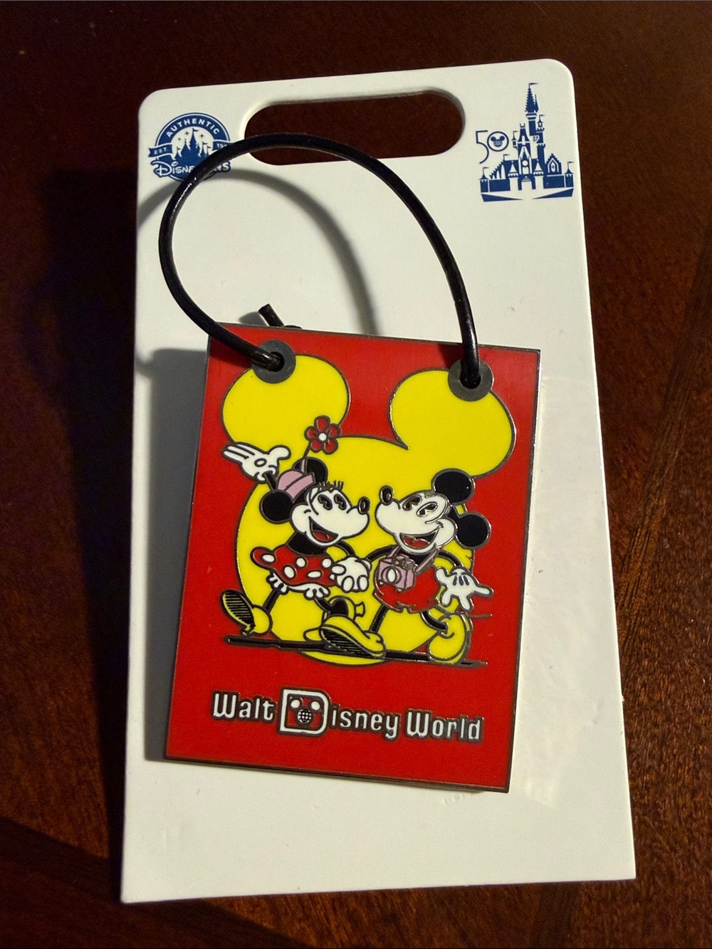 Disney Minnie & Mickey Shopping Bag Pin
